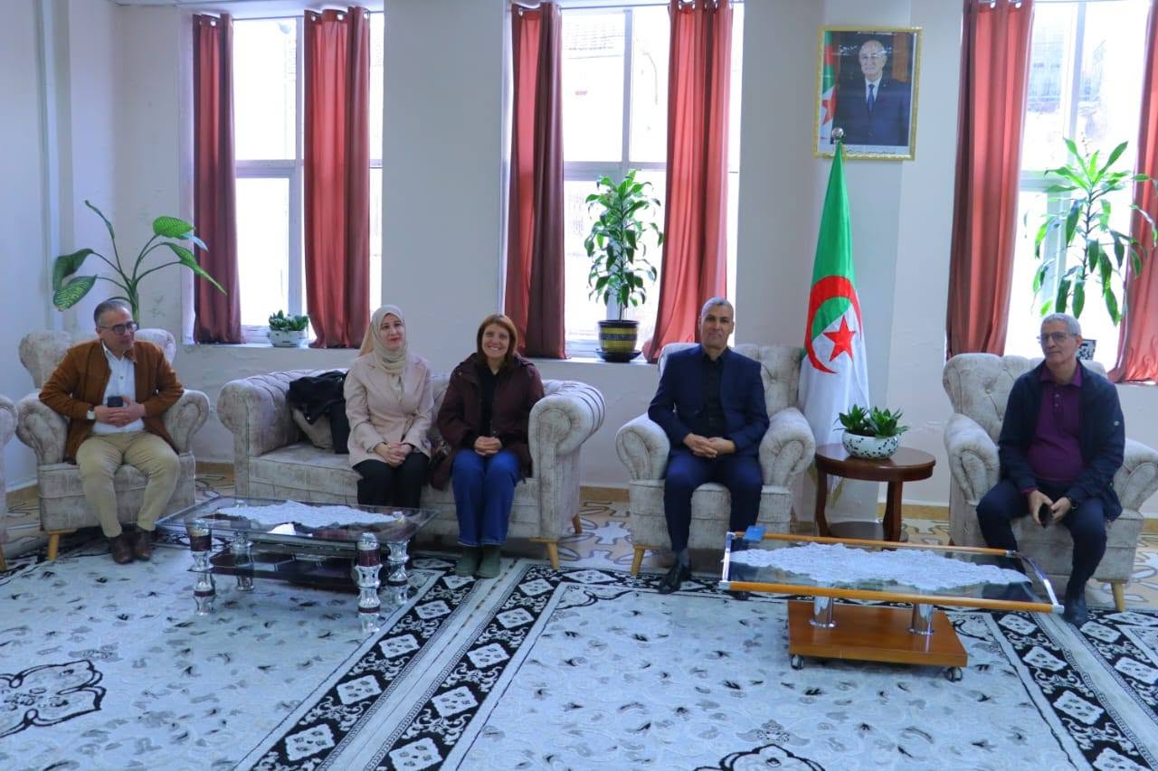 Visite de courtoisie — Tunis